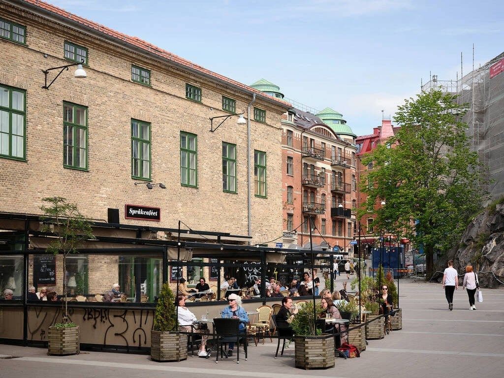 image of estate facade