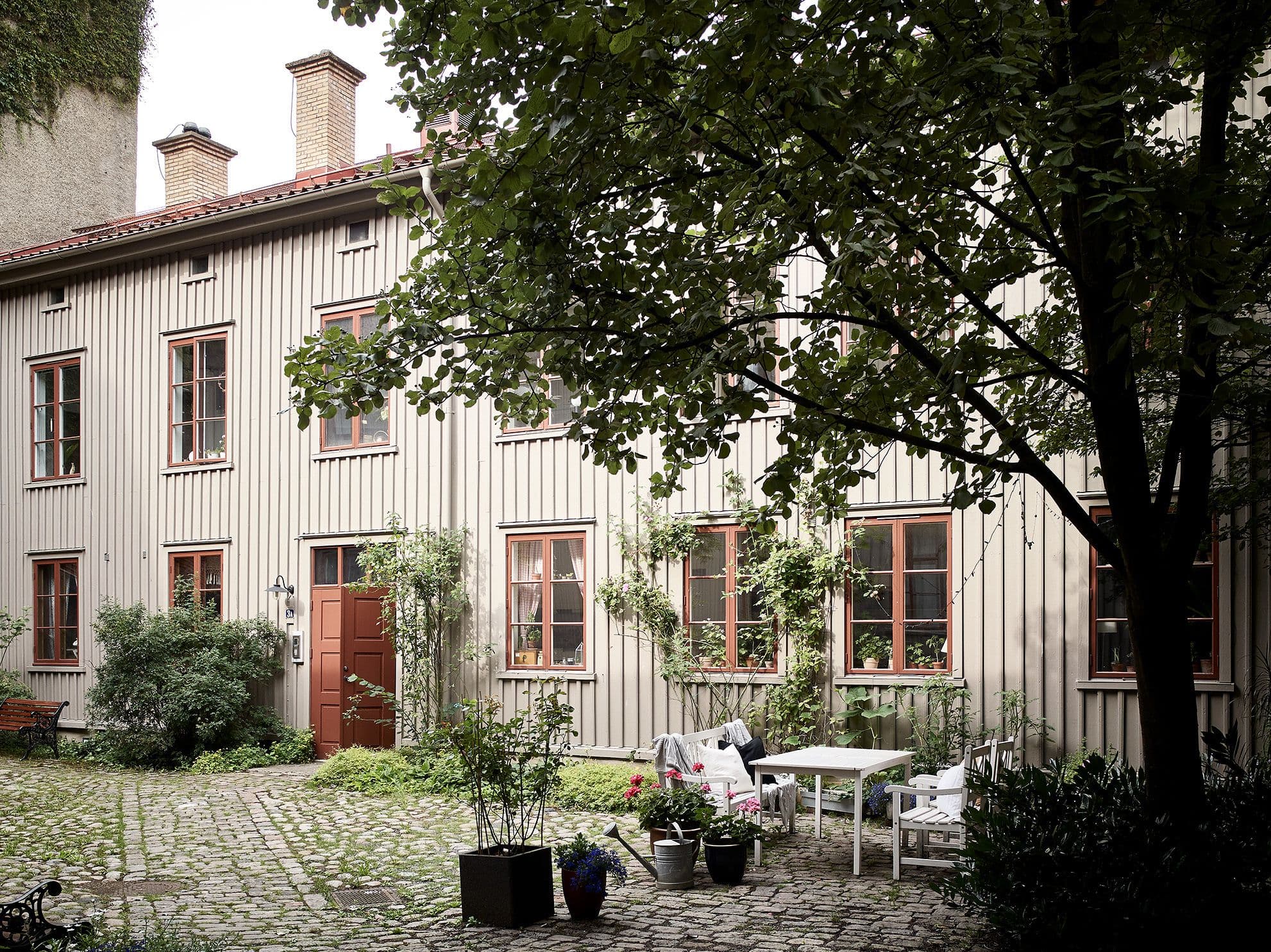 image of estate facade