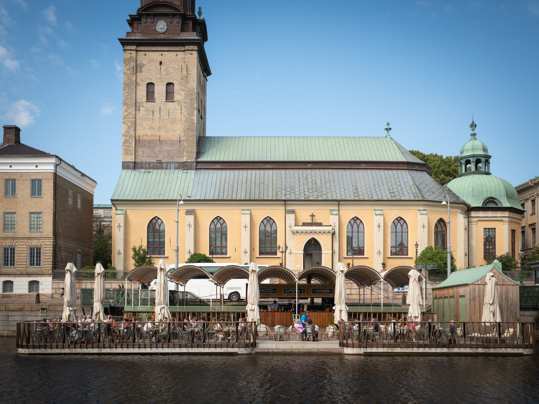 image of estate facade