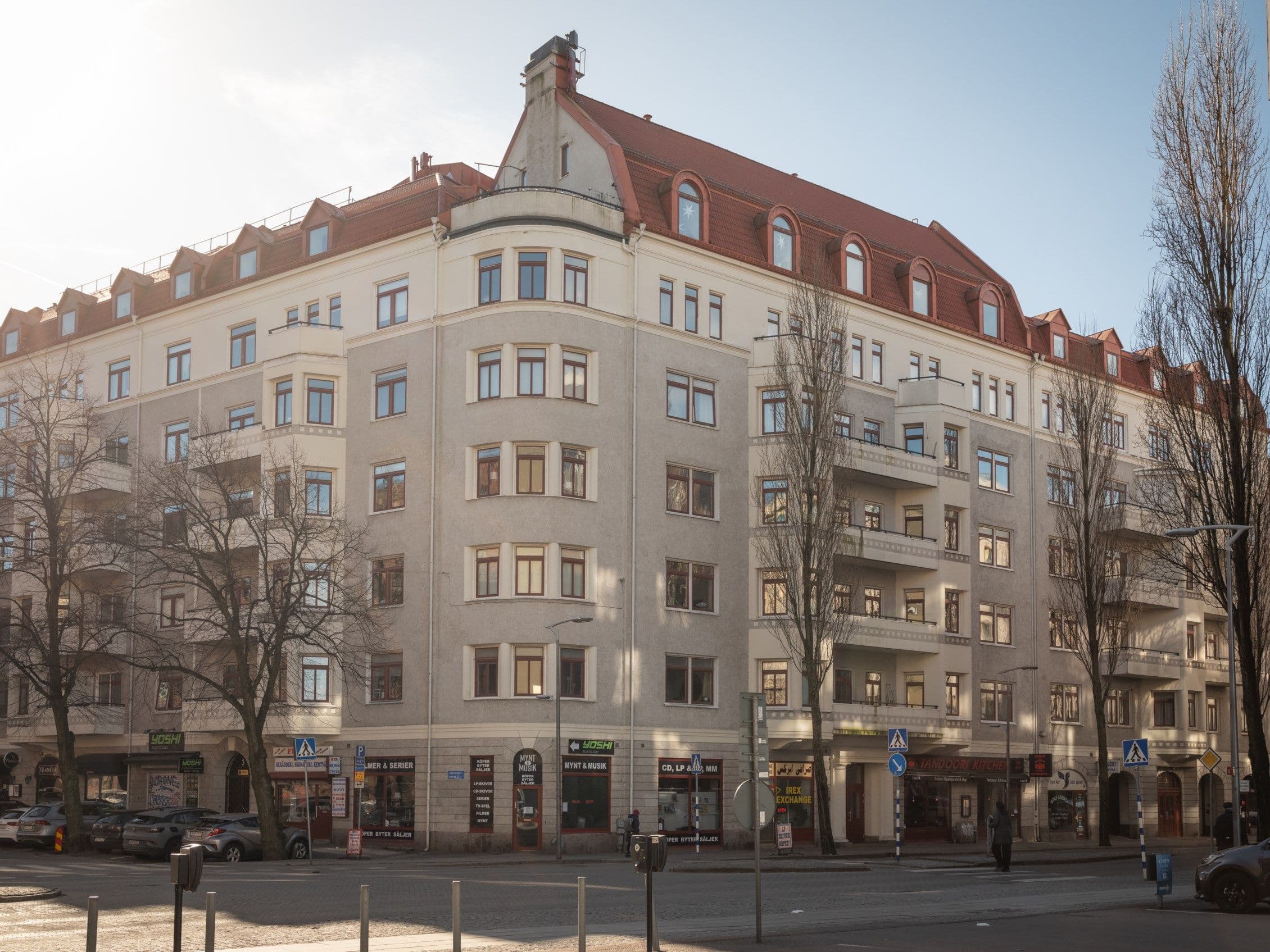 image of estate facade