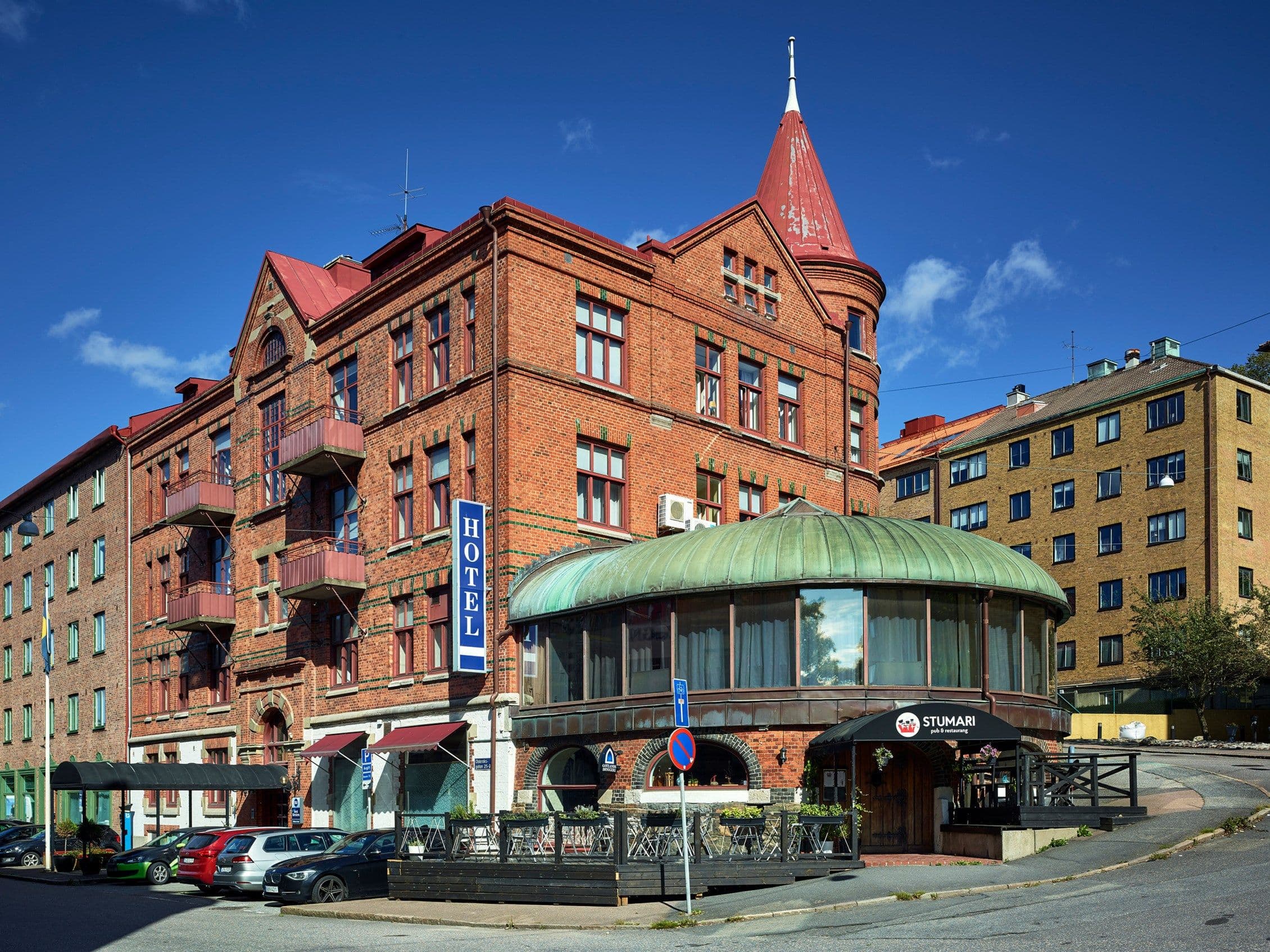 image of estate facade