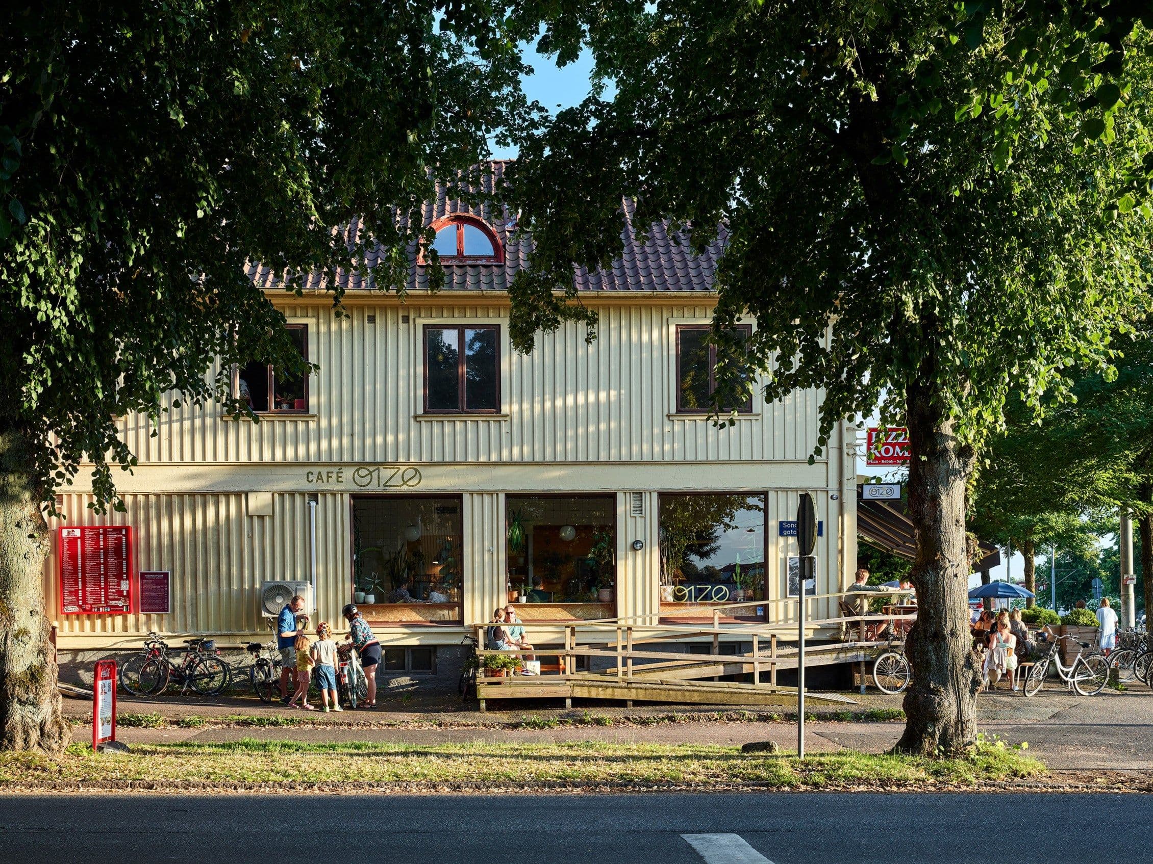 image of estate facade