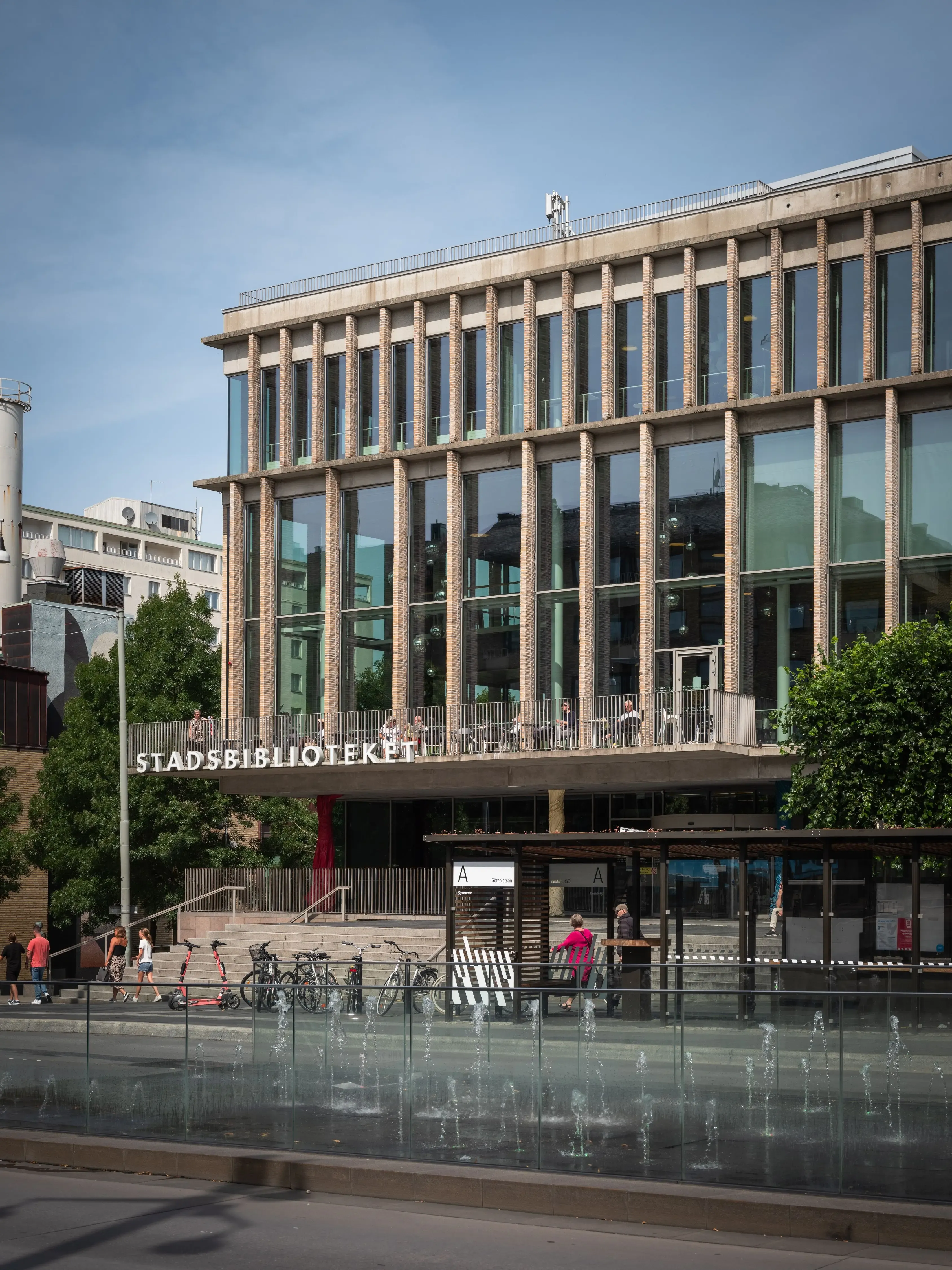 image of estate facade