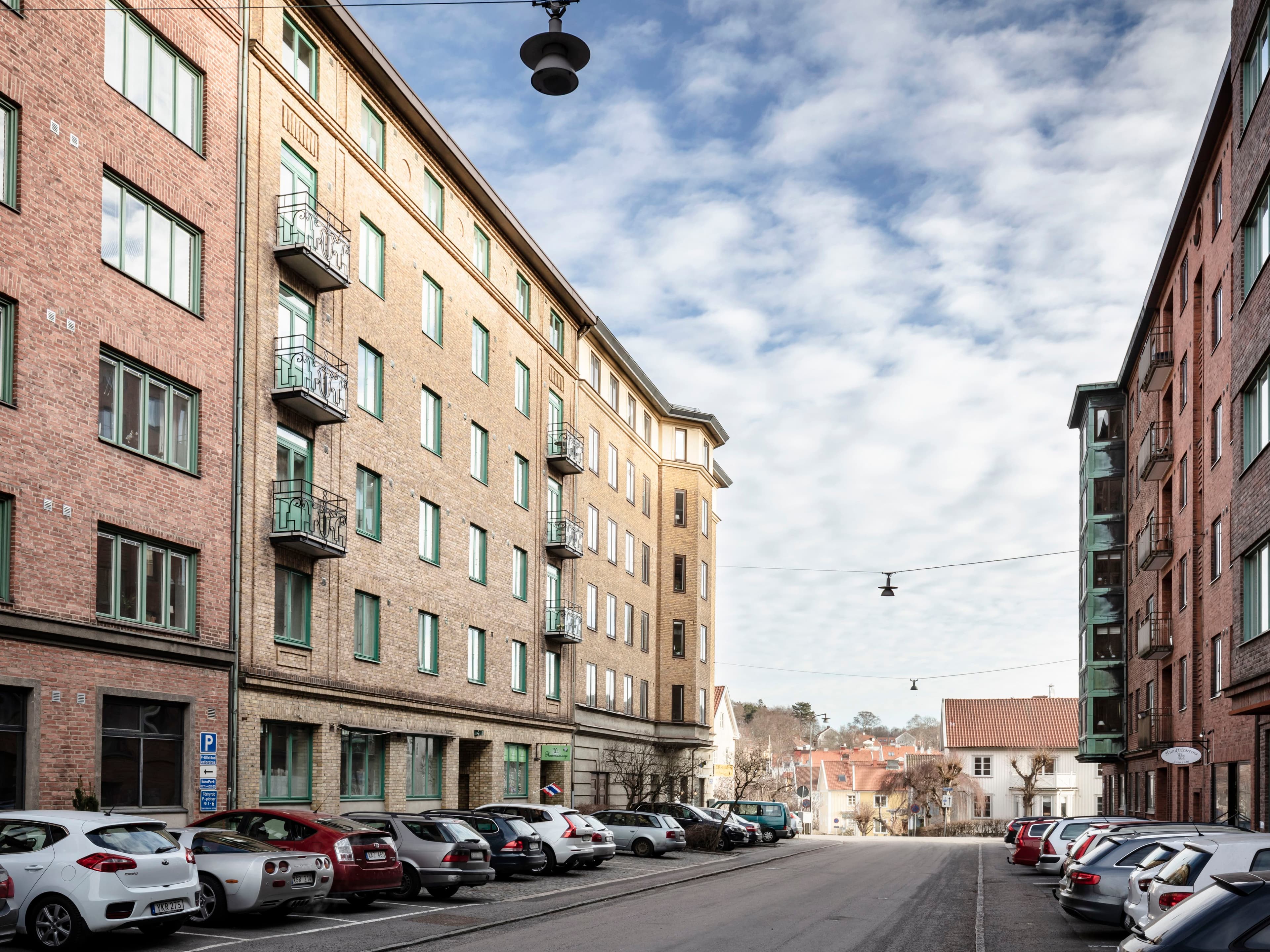 image of estate facade
