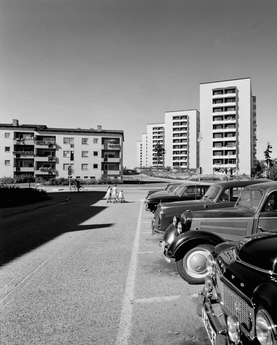 image of estate facade